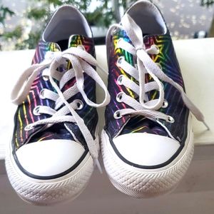 Girls metallic star converse